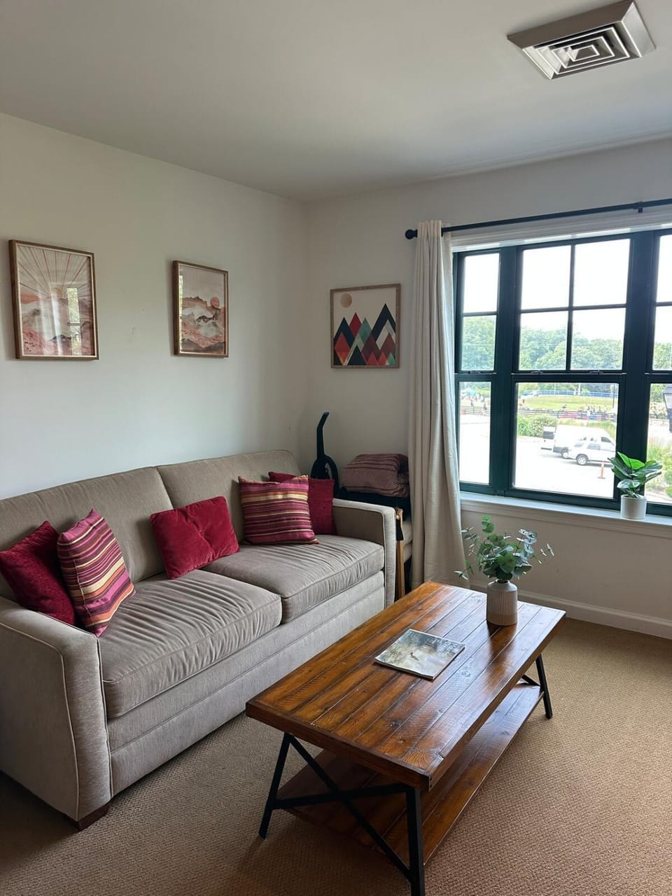 Cozy Studio Resort Stay Mountain Creek Pool Hiking Apartment in Vernon Township