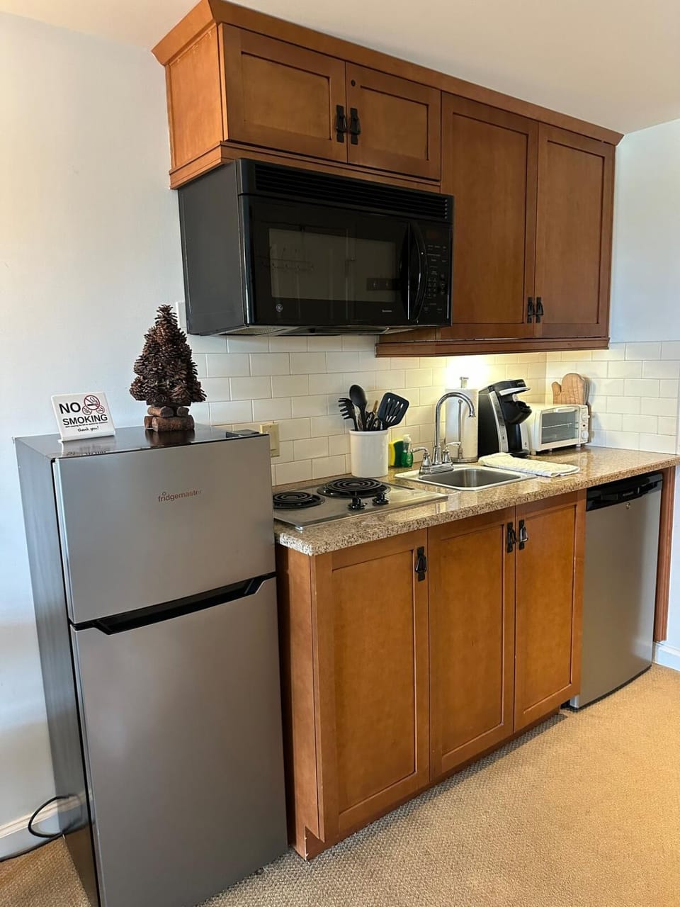 Cozy Studio Resort Stay Mountain Creek Pool Hiking Apartment in Vernon Township