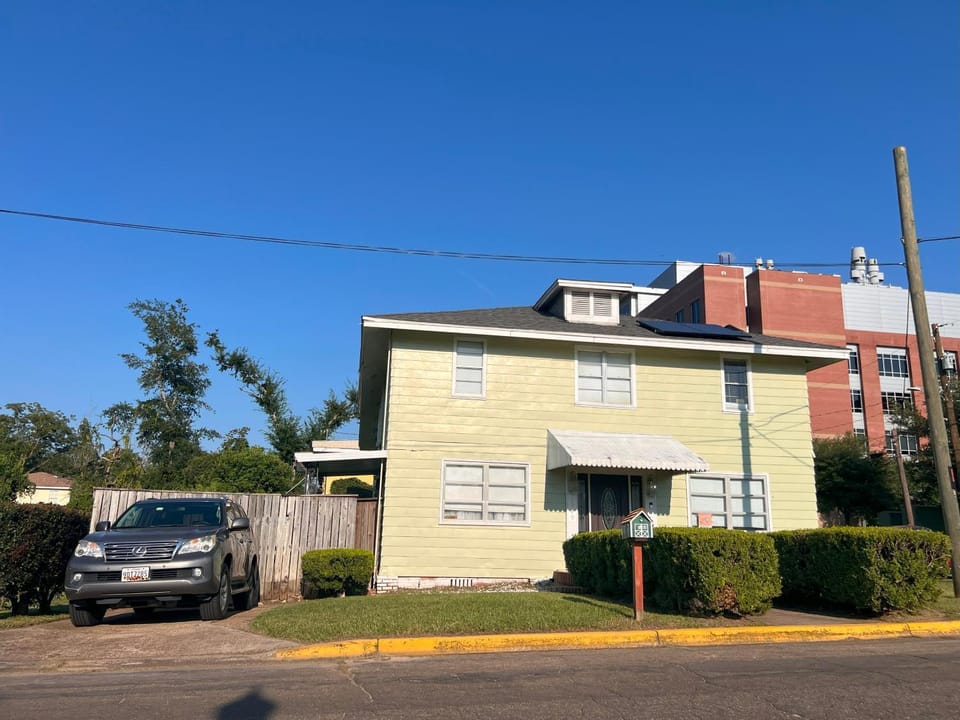 Property building, Day, Parking
