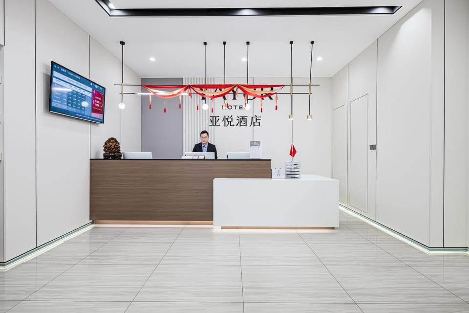 People, Lobby or reception, group of guests