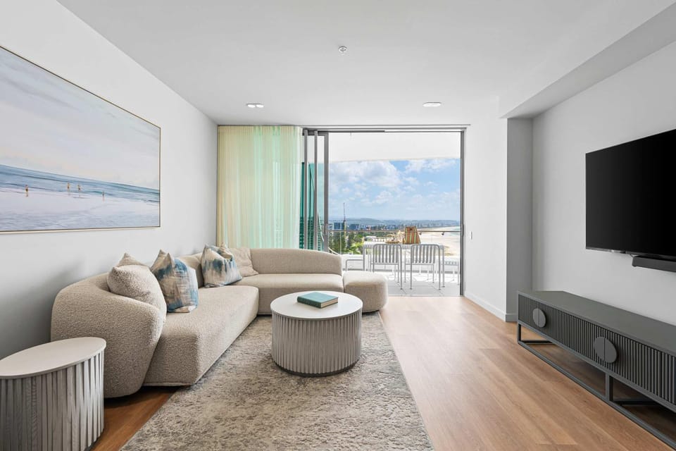 Solara at Kirra - 2 Bedroom Sub-Penthouse Apartment in Tweed Heads