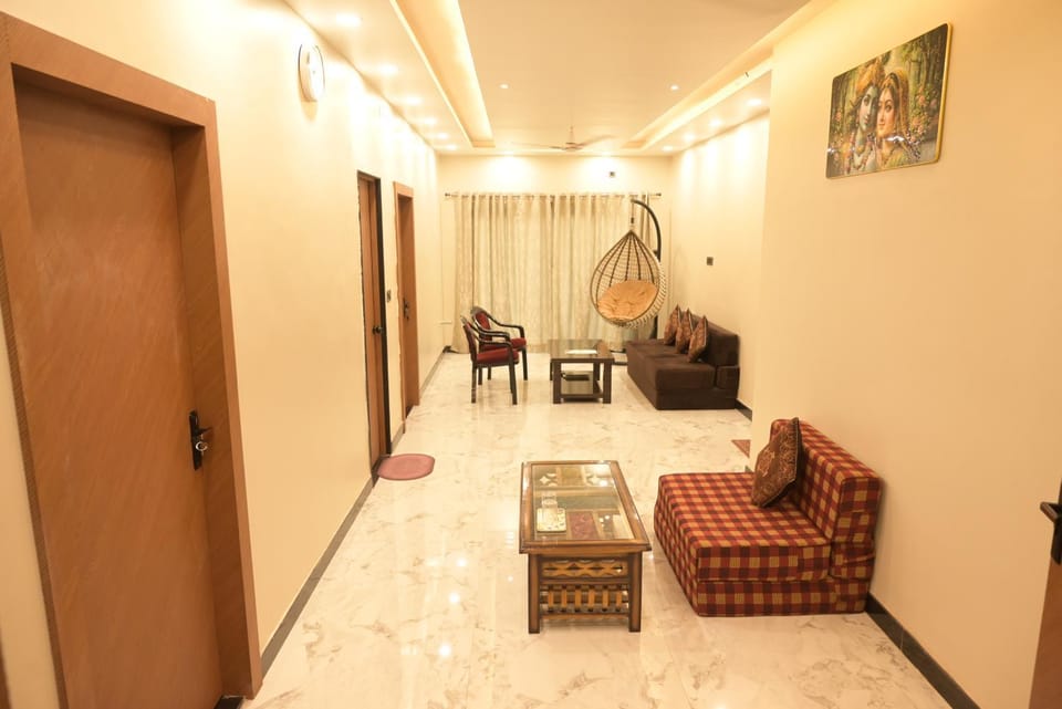Nandi Niwas I Luxury Stay Near Sankat Mochan Vacation rental in Varanasi