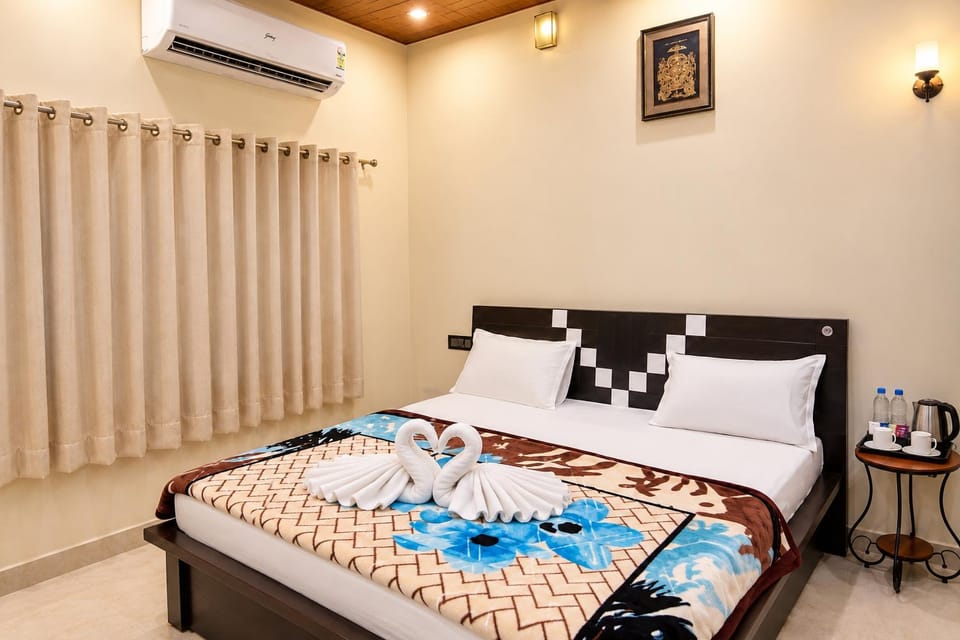 Bed, Photo of the whole room
