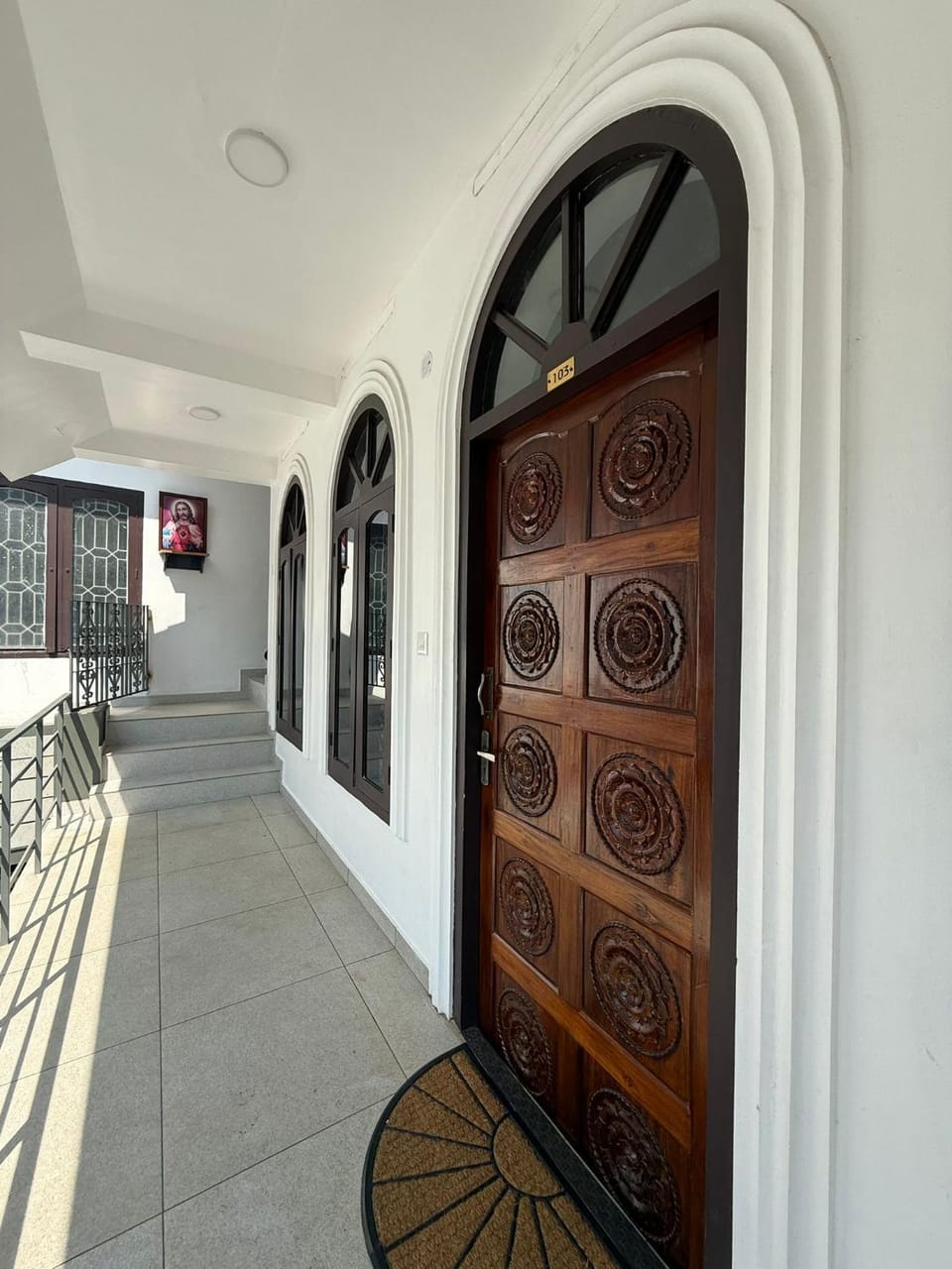 Facade/entrance, View (from property/room)