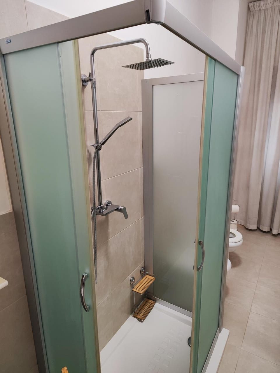 Shower, Bathroom