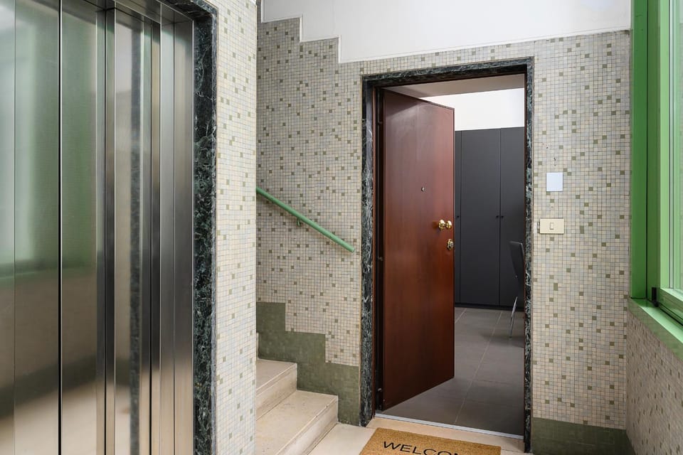 DUOMO Wonderful Apartment for 6 Apartment in Milan