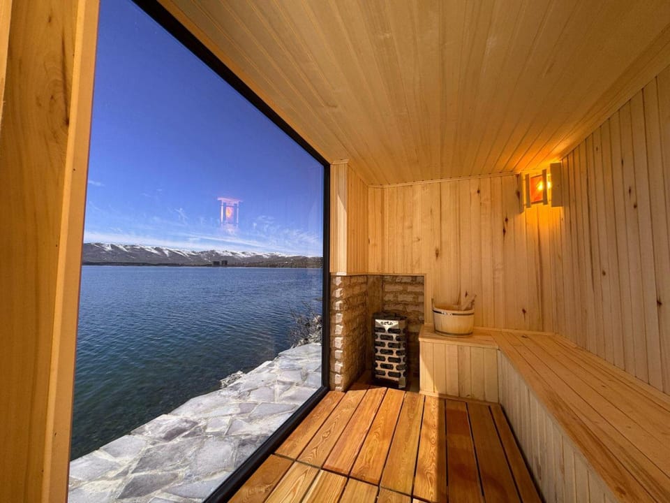 Diamond LunaMi Apartment in Armenia