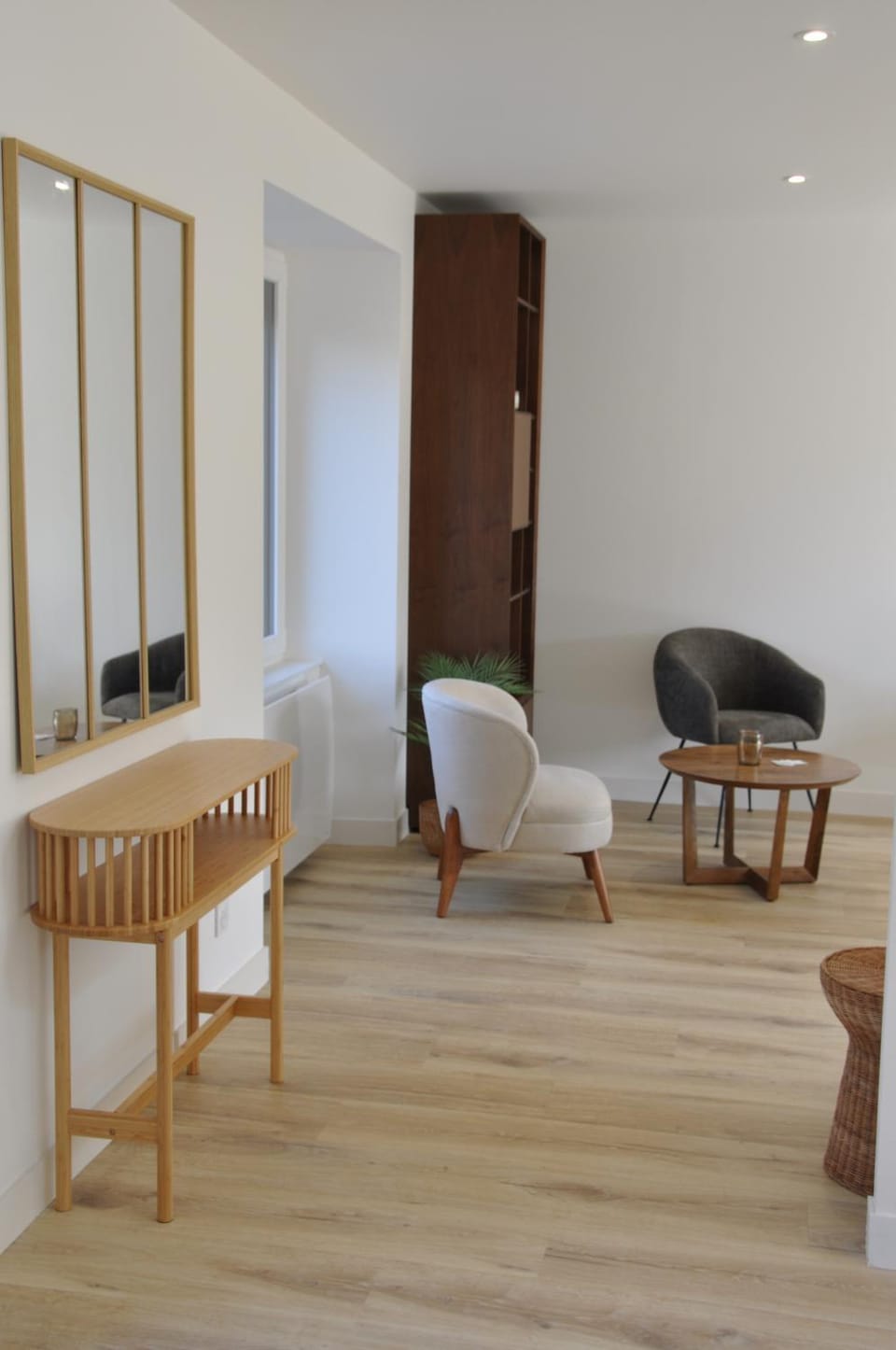 Communal lounge/ TV room, Living room