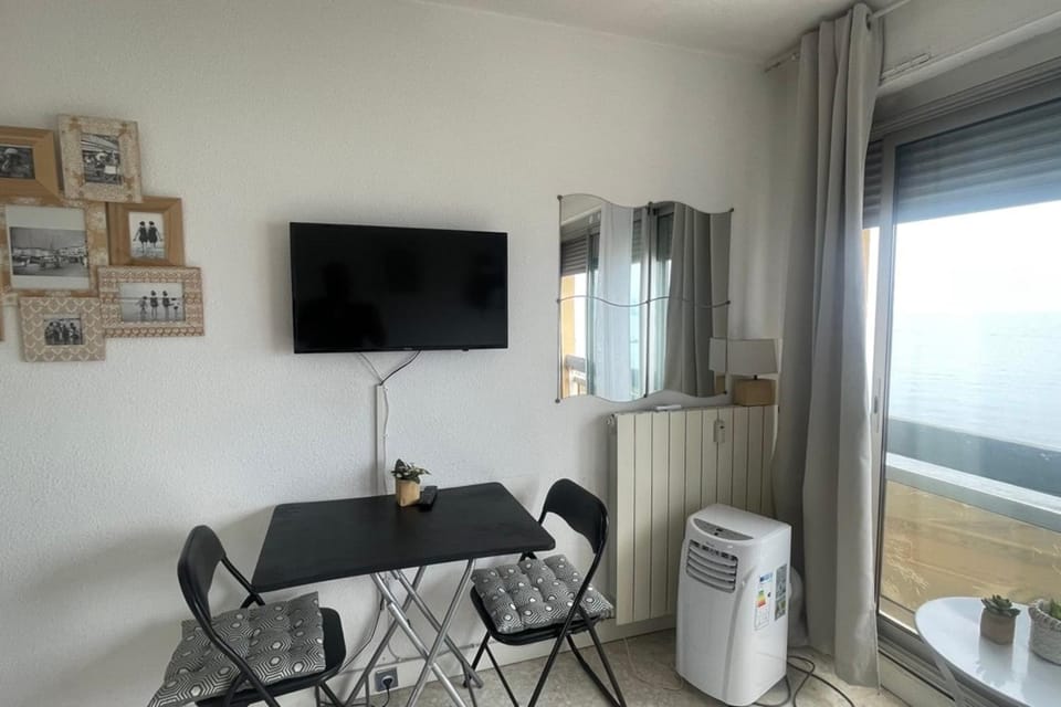 Stunning sea view and comfort close to the beach Apartment in Sainte-Maxime