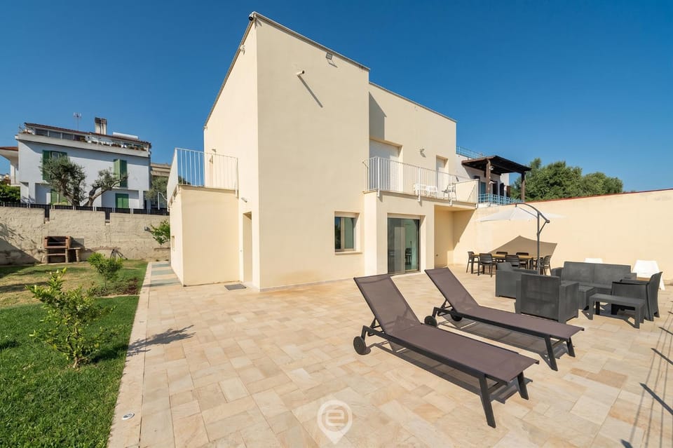 Estay - Villa Margine Rosso Villa in Quartu Sant'Elena
