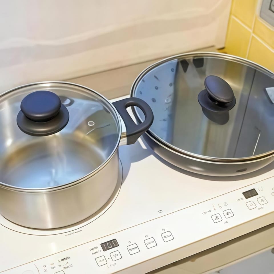 Sunflower Hotel 703, Osaka, Namba & Shinsaibashi Bed and Breakfast in Osaka