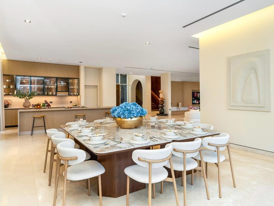Dubai Hills Mansion Cinema, Gym & Luxe Pool Villa in Dubai