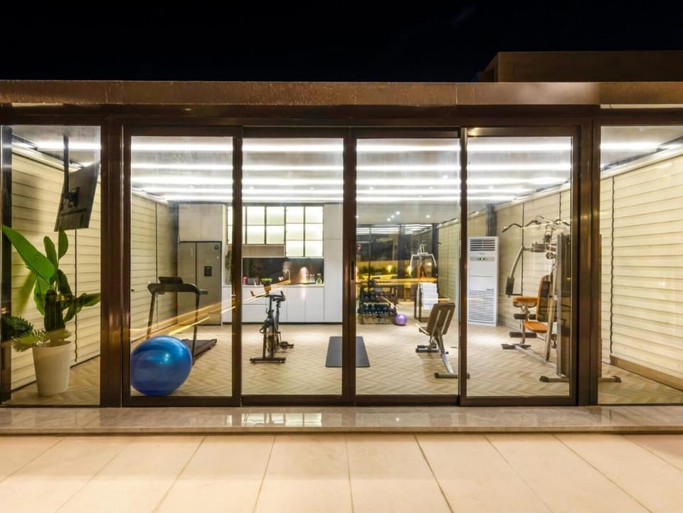 Dubai Hills Mansion Cinema, Gym & Luxe Pool Villa in Dubai