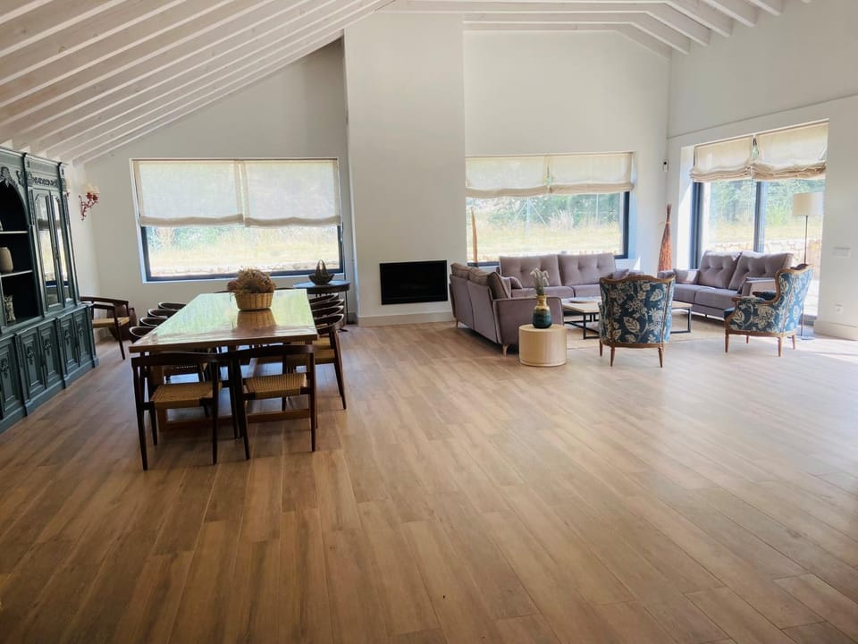 Communal lounge/ TV room, Dining area