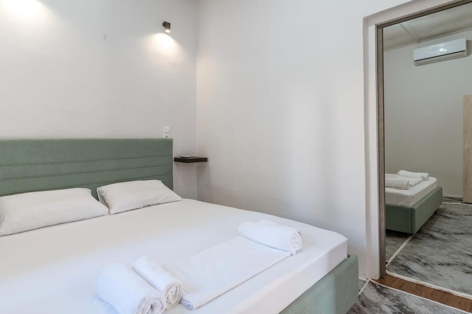 Property building, Living room, Bedroom