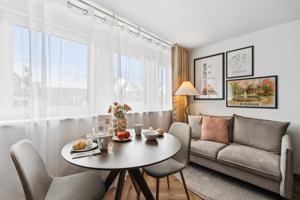 Living room, Seating area, Dining area