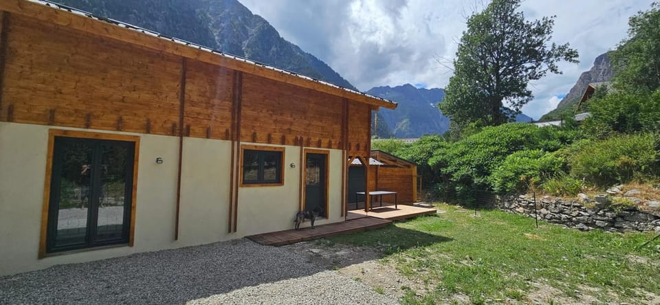 Chalet confortable à Les Deux Alpes 77 m² avec vue Chalet in Les Deux Alpes