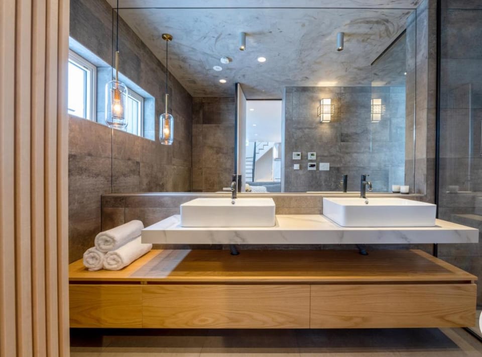 Forest Avenue 64 Chalet in Niseko