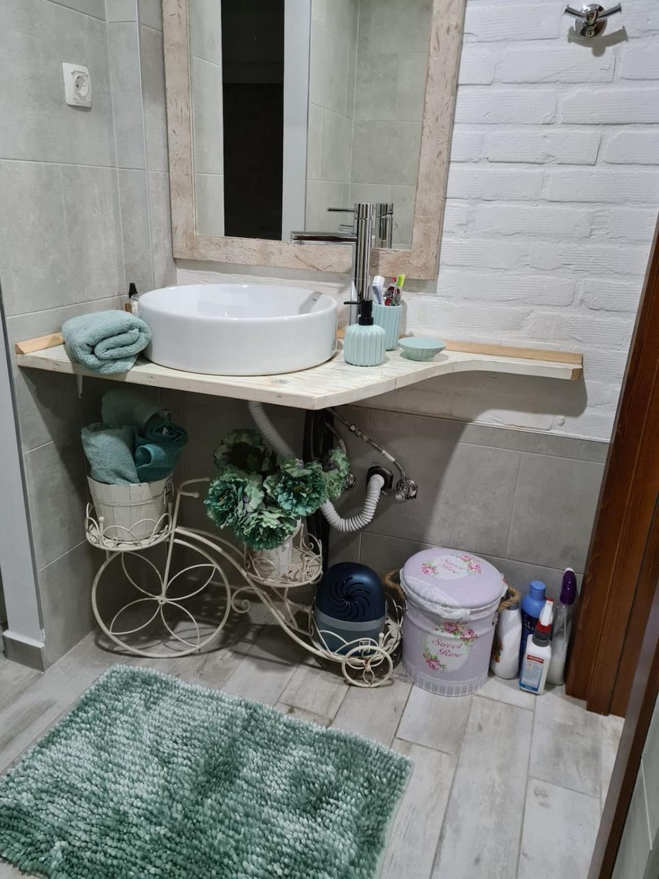 Cheerful three bedroms house with free parking Villa in Kotor Municipality