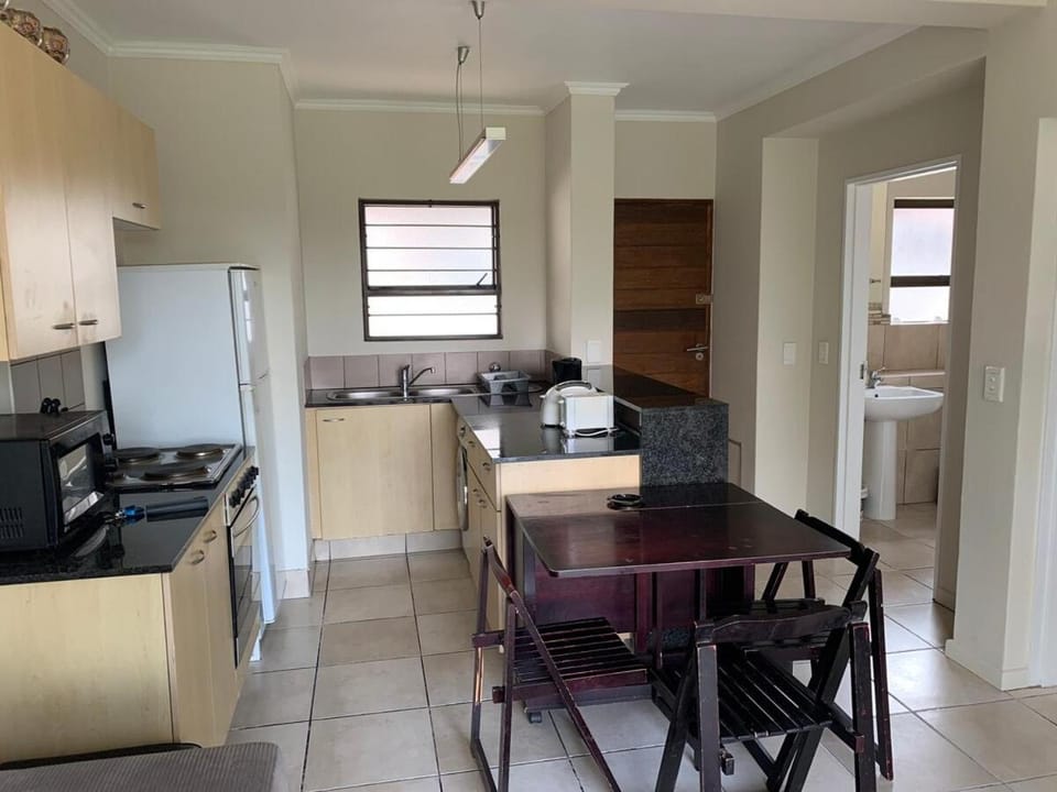 Chianti 1 Bed Apartment Apartment in Sandton