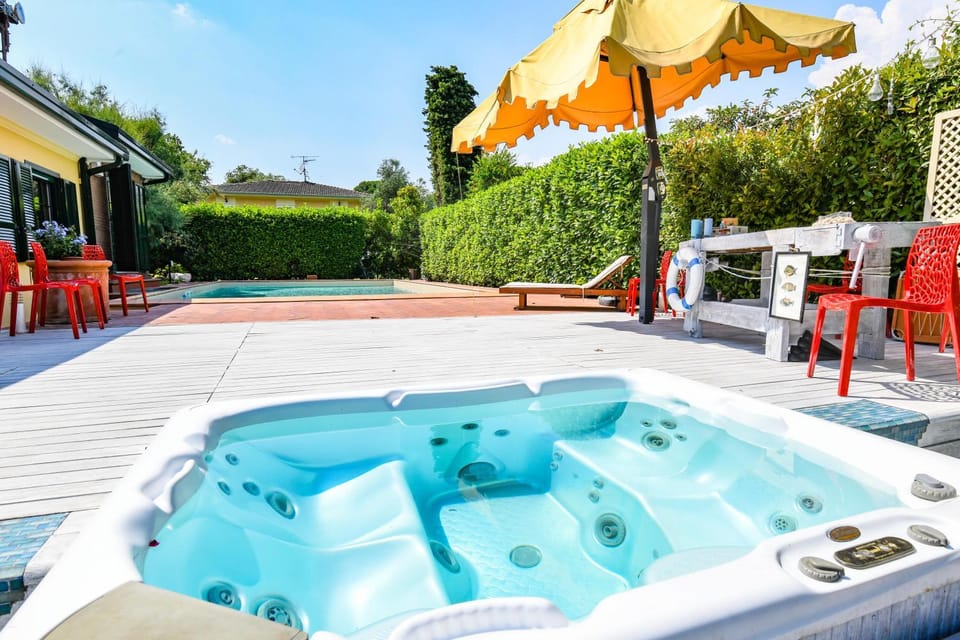 Hot Tub