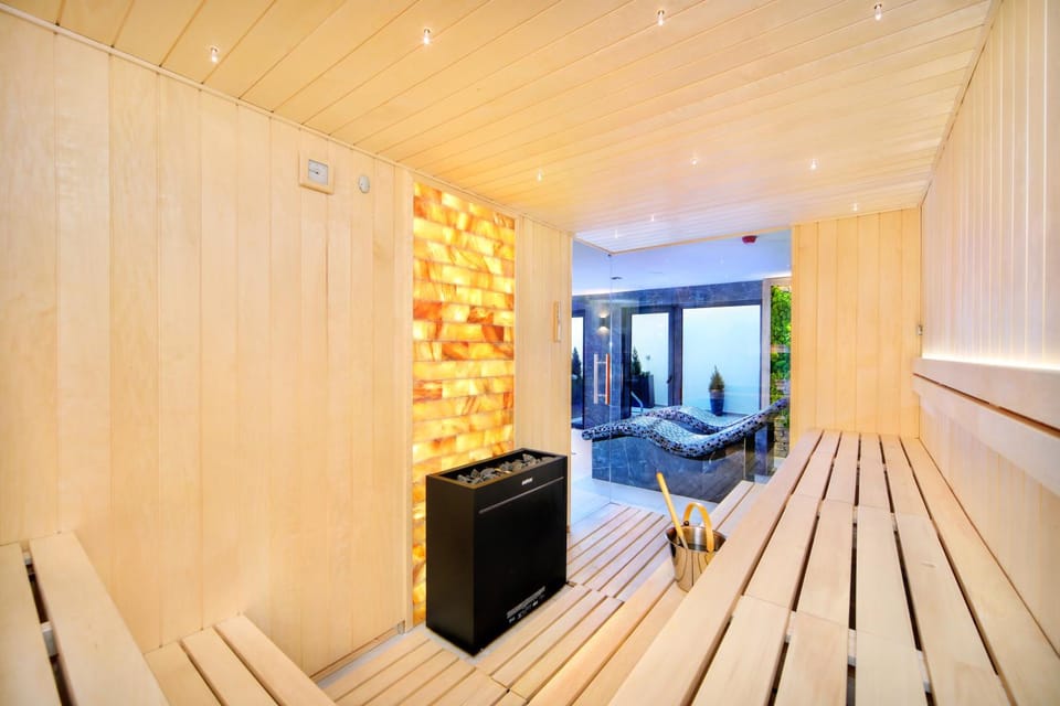 Sauna, Spa and wellness centre/facilities