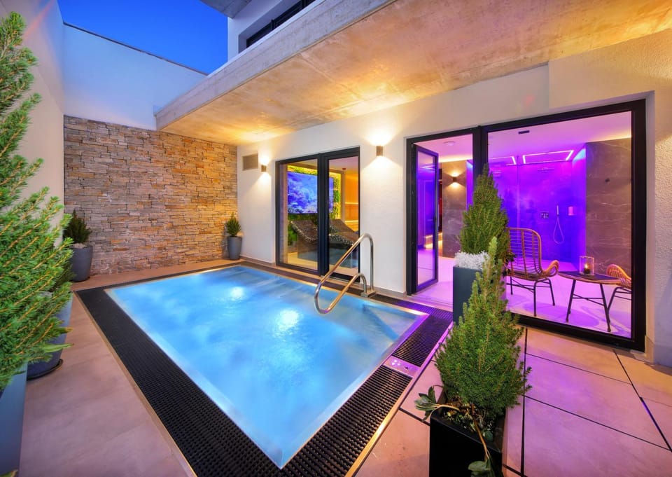 Hot Tub, Spa and wellness centre/facilities