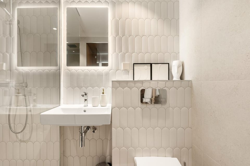 Shower, Toilet, Bathroom