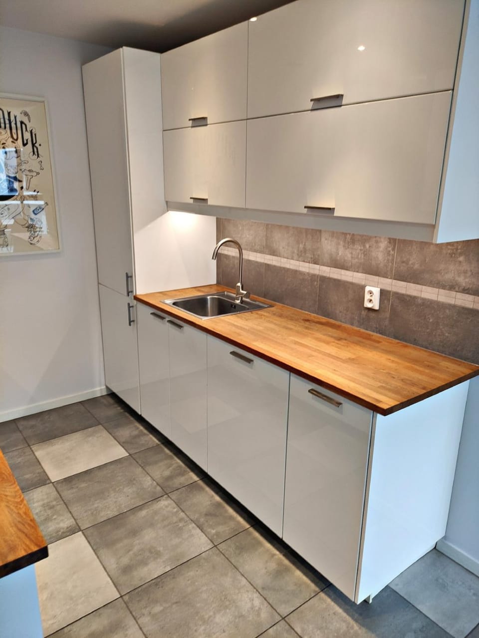 Fully equipped, comfortable and modern apartment with a balcony, very close to the city center, garage available in the building Apartment in Krakow
