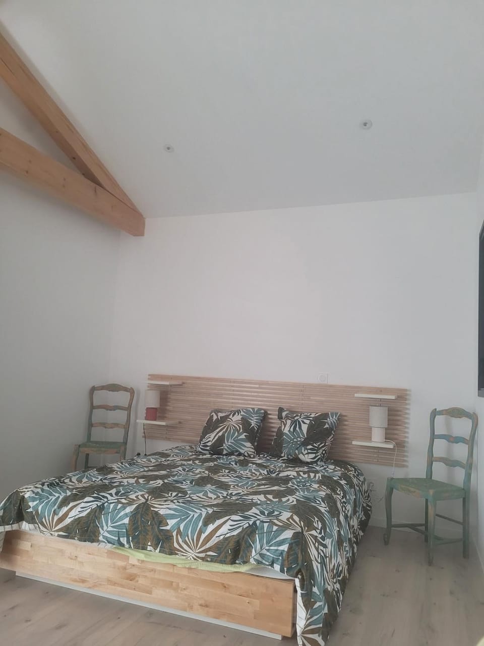 Modern and authentic house Villa in Auvergne-Rhône-Alpes