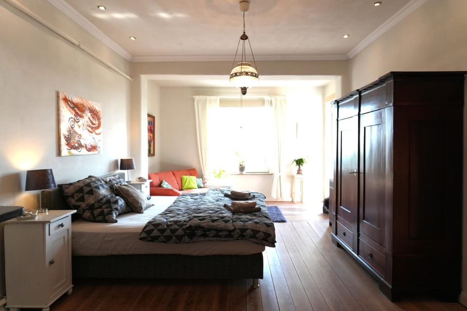 Living room, Bedroom