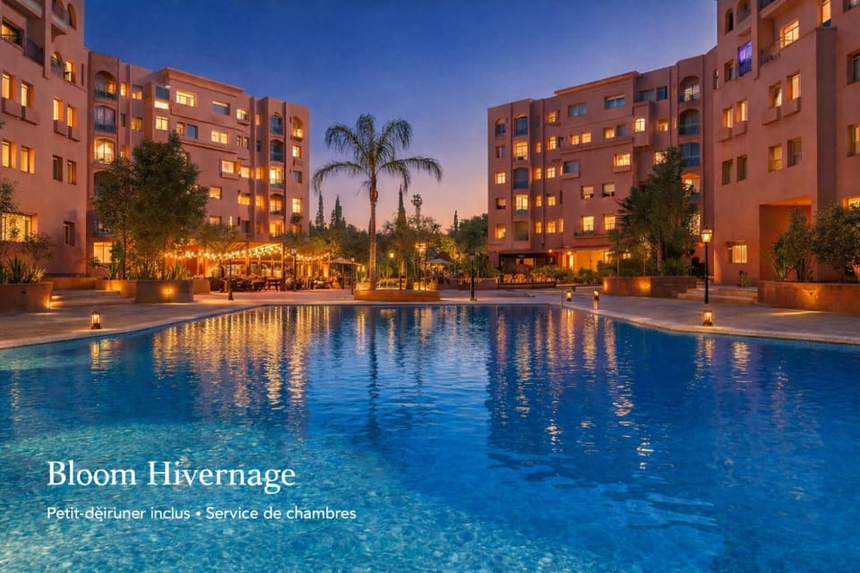Patio, Patio, Winter, Balcony/Terrace, Balcony/Terrace, Pool view, Pool view, Swimming pool, Swimming pool, Breakfast, Breakfast, Continental breakfast, Continental breakfast, Sunrise, room service, kitchen, kitchen