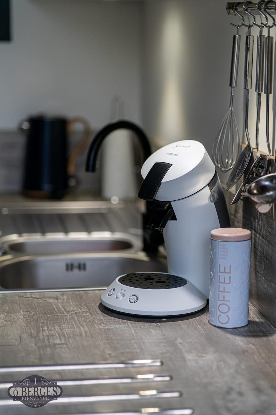 Coffee/tea facilities, Kitchen or kitchenette
