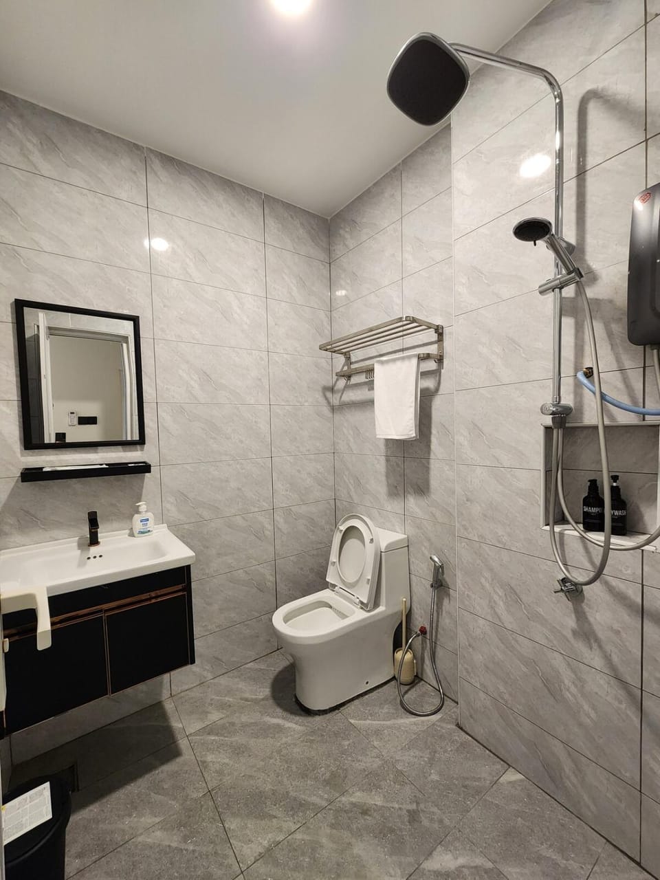 The Seven Room, Near Tebrau and Mount Austin House in Johor Bahru