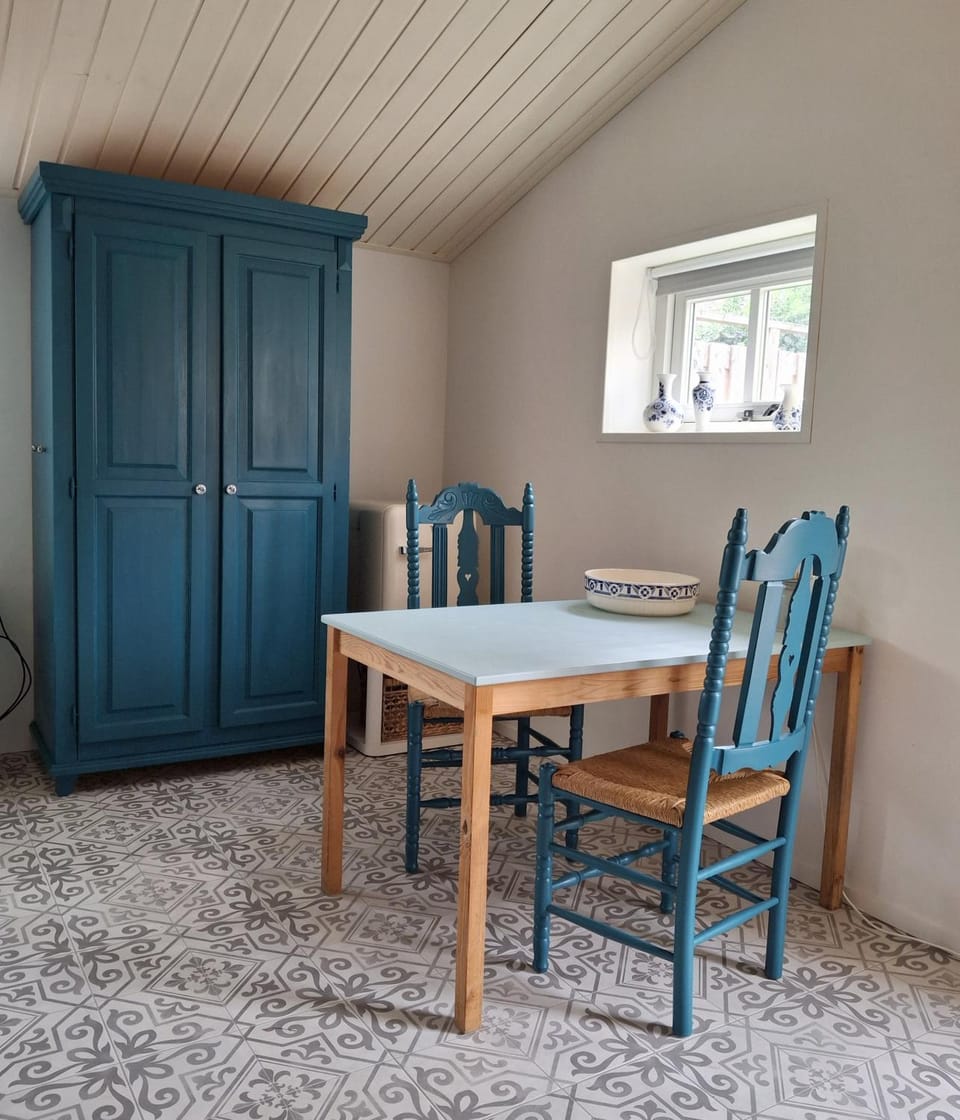 Dining area, wardrobe