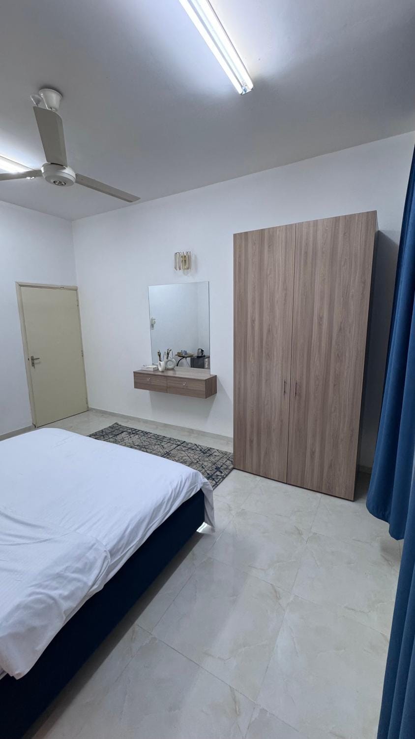 Bed, Bedroom, wardrobe, air conditioner