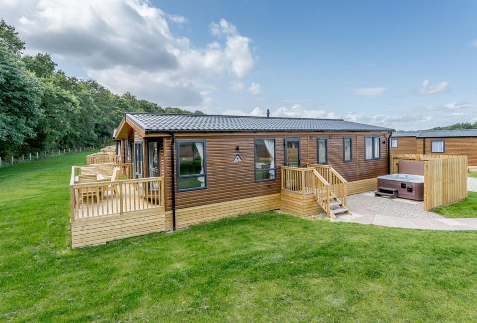 Property building, Garden view