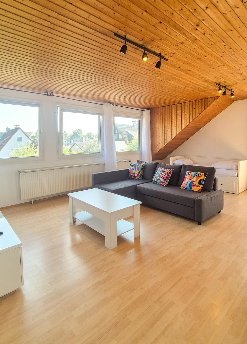 TV and multimedia, Living room, kitchen
