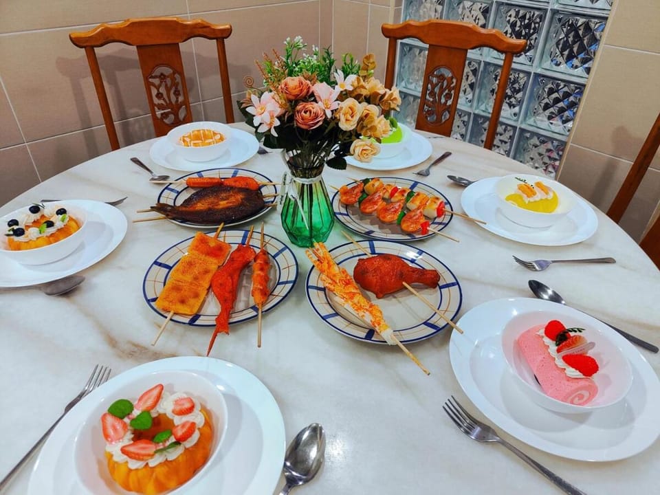 67 Cozy l Full House Air Conditioning Mahjong Rami Game Machine Soccer Table Sleeps 12 People 8 Minutes to Austin City Center Nanyang Street Water Park House in Johor Bahru
