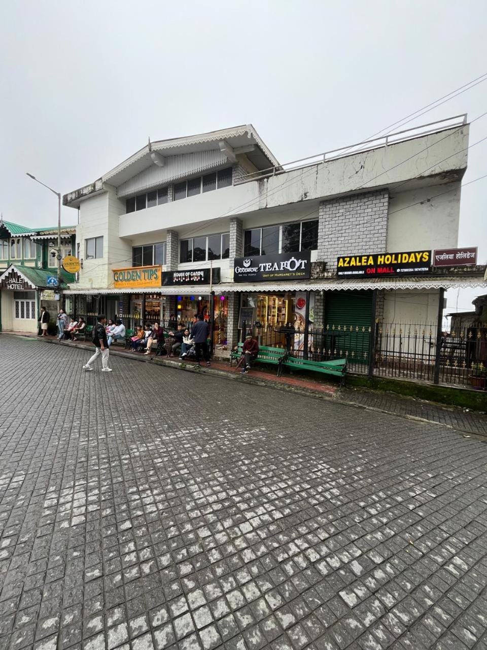 Azalea Holidays On Mall Hotel in Darjeeling