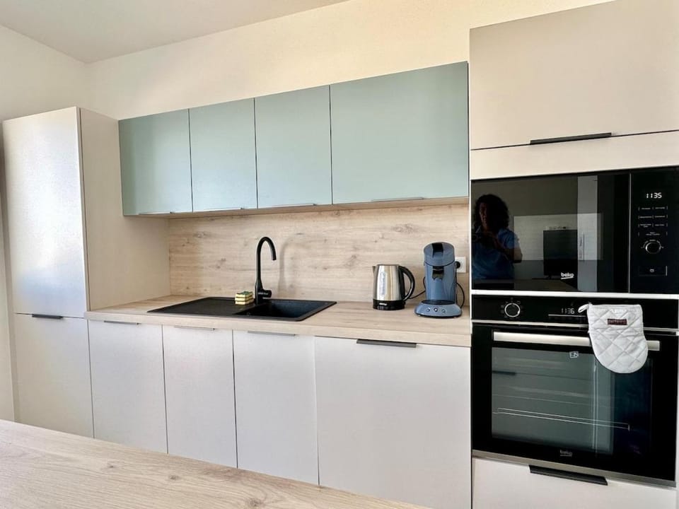 Porticcio, 2 to 6 people, 3 bedrooms, terrace, beach, restaurant Apartment in Ajaccio