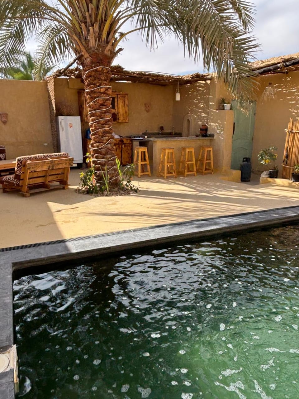 Property building, Day, Pool view, Swimming pool
