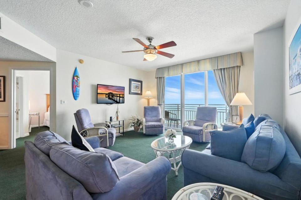 *New Listing* Ocean Front Oasis 2BR with Private Double Balcony at The Wyndahm Ocean Walk Resort House in Florida