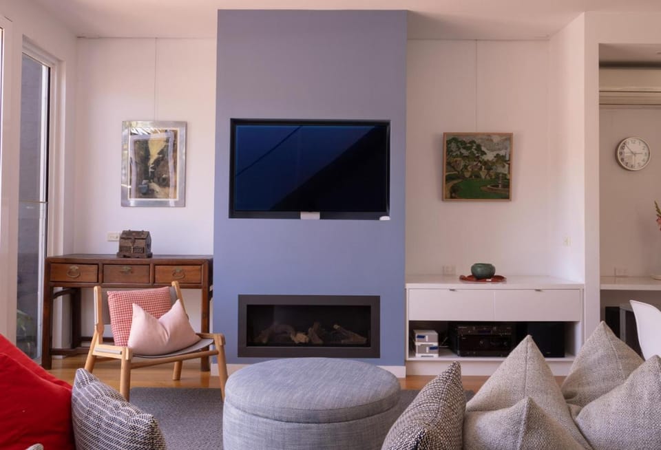 TV and multimedia, Living room, Seating area
