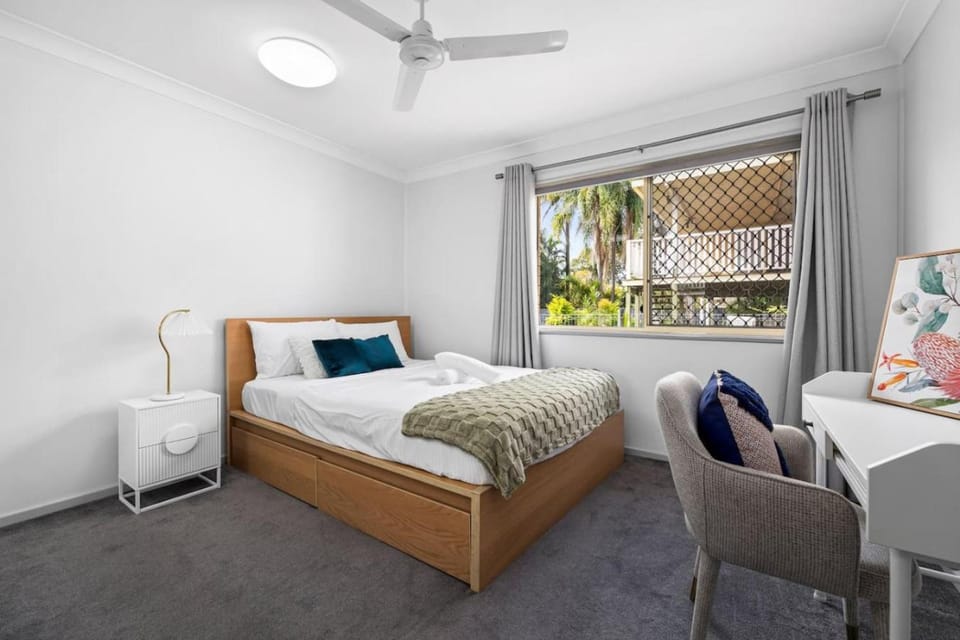 Soothing Sunny Escape 2B1B AR2 36 House in Brisbane