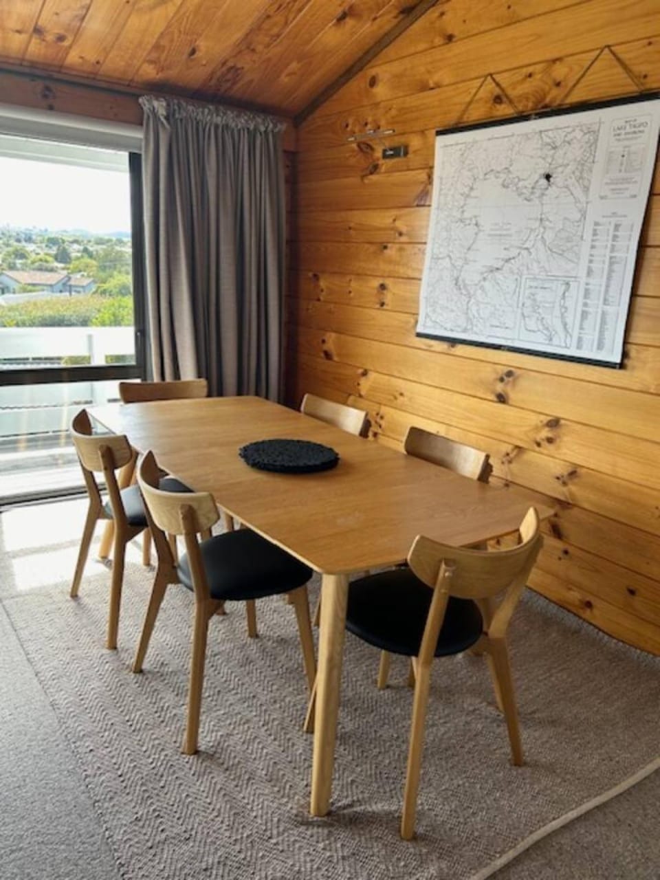 Modern Townhouse, Stunning Views House in Taupo