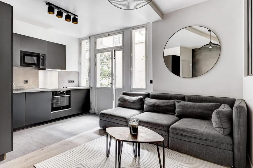 Chill in le Marais Apartment in Paris