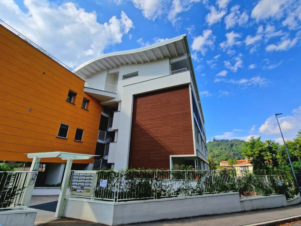 rho8 Apartment in Como