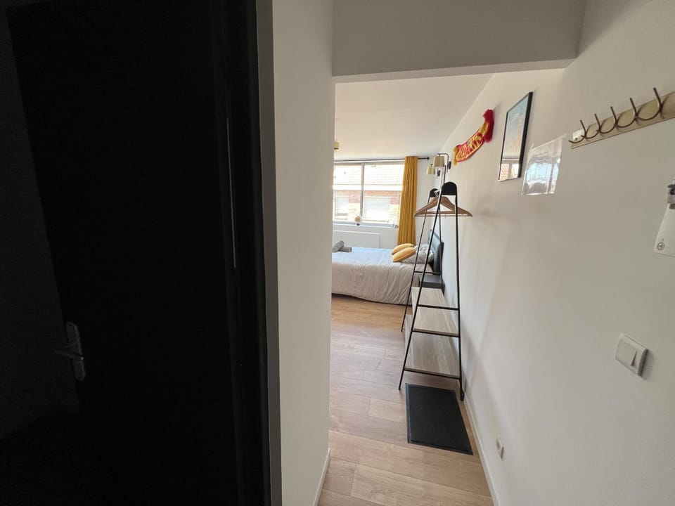 Communal lounge/ TV room, Living room