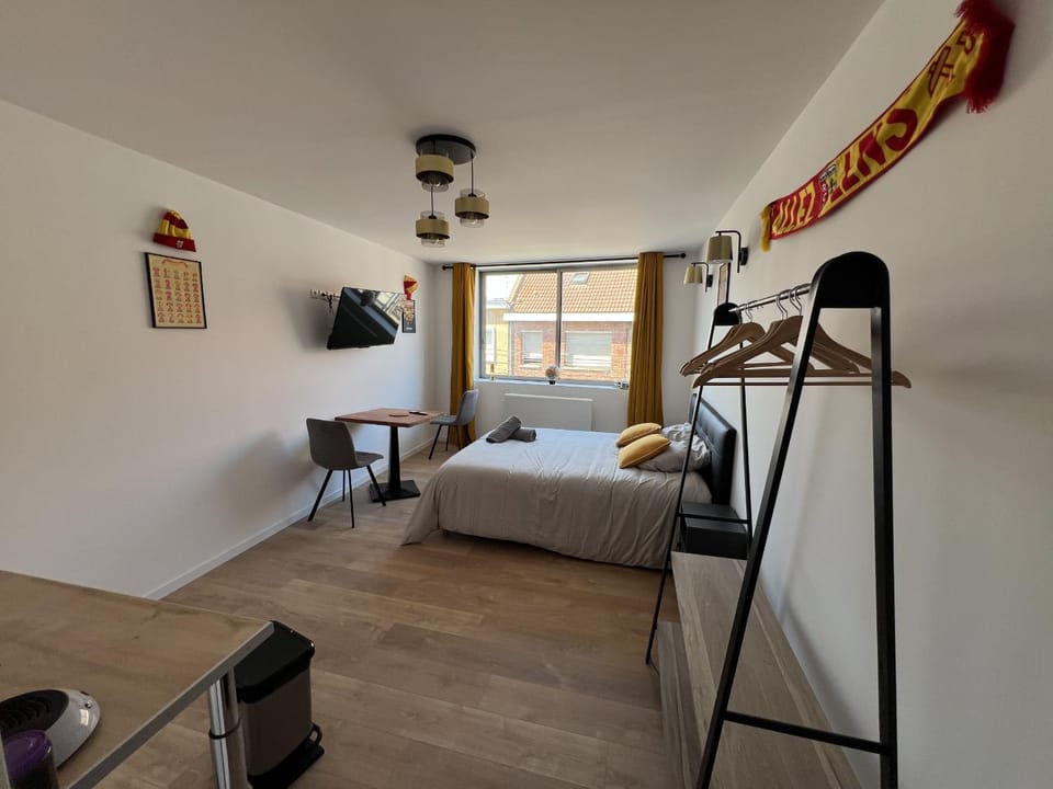 Communal lounge/ TV room, Living room